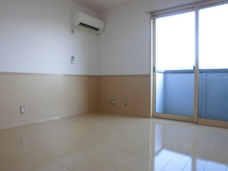 居室・リビング　図面と現状に相違がある場合には現状を優先