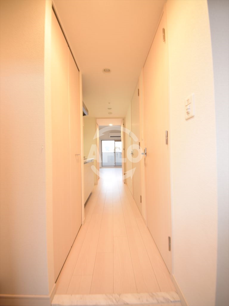 玄関　アドバンス大阪ドーム前アヴェニー　玄関スペース