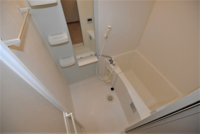 バス・シャワールーム　きれいなお風呂です