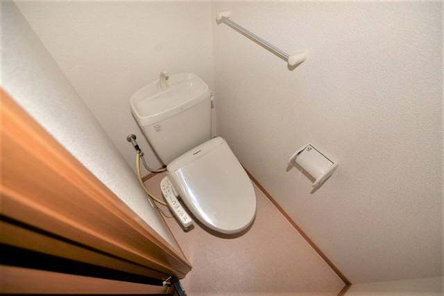 トイレ　コンパクトで使いやすいトイレです