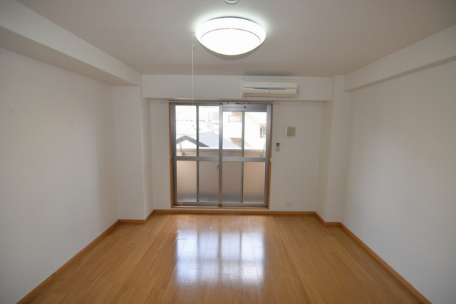 居室・リビング　写真は同マンションの別のお部屋のものです