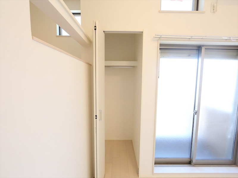 玄関　クローゼット付