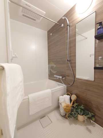 バス・シャワールーム　別部屋参考写真