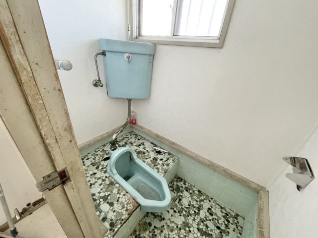 トイレ　現況優先・参考写真