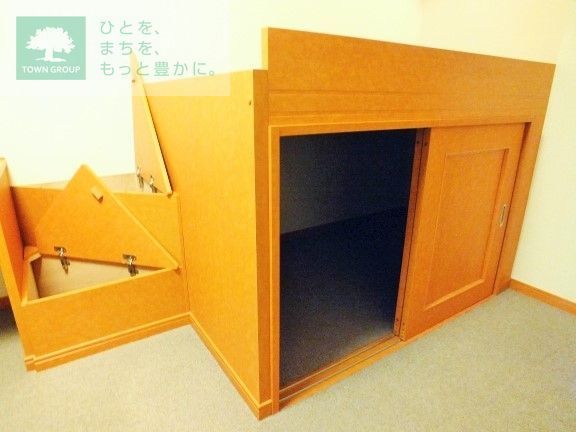 その他部屋・スペース　ベッド下収納あり。