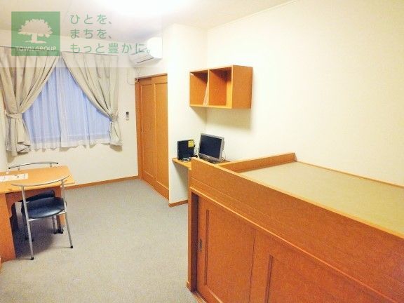 居室・リビング　家具家電付き