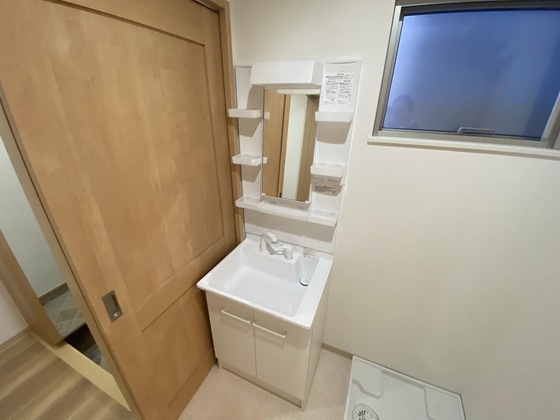洗面設備　※別部屋の写真です