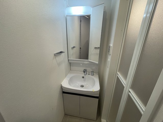 洗面設備　モデル