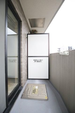 バルコニー　★《見学予約受け付け中》設備充実のハイグレード賃貸マンション