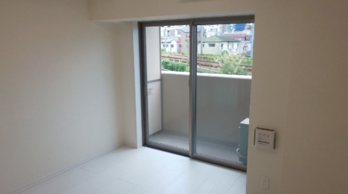 居室・リビング　内観1