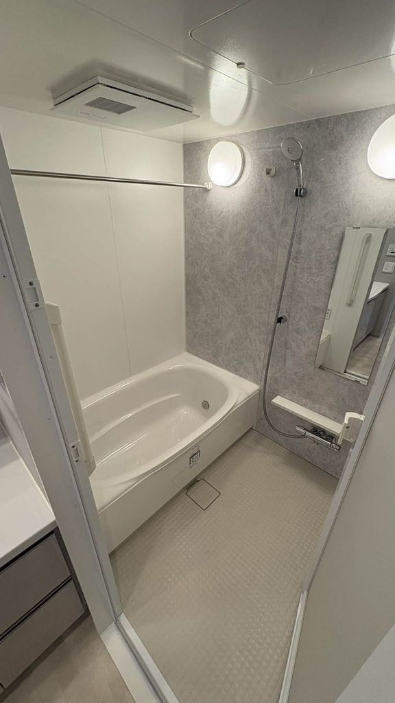 バス・シャワールーム