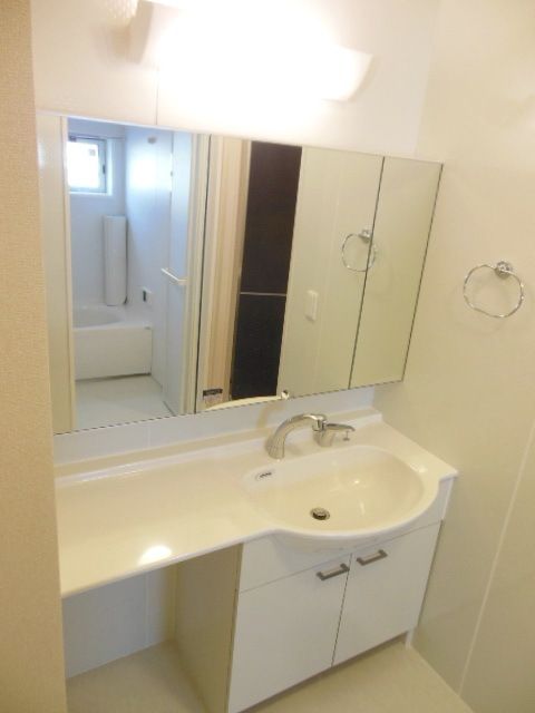 洗面設備　★同一施工会社イメージ写真です★実際とは異なります★