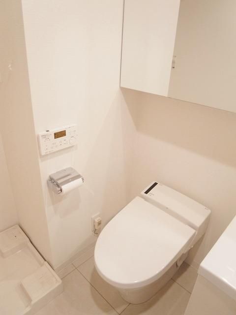 トイレ　お部屋探しは株式会社　タウンハウジング　までお気軽にお問合…