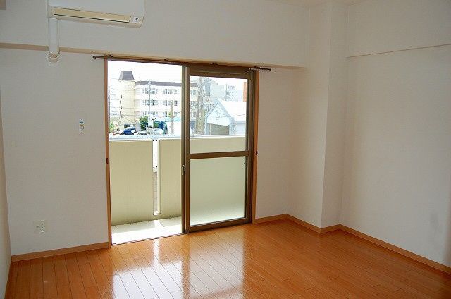 バルコニー　※同型タイプ