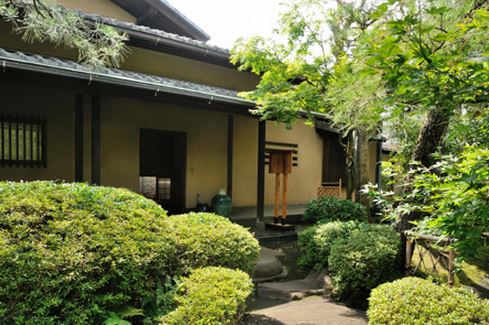 公園　成城五丁目猪股庭園（公園）まで603m