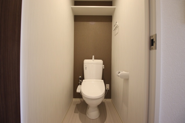 トイレ　※別室の参考写真の為、現況優先です。