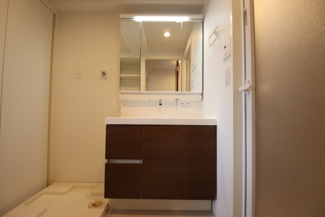 洗面設備　※別室の参考写真の為、現況優先です。