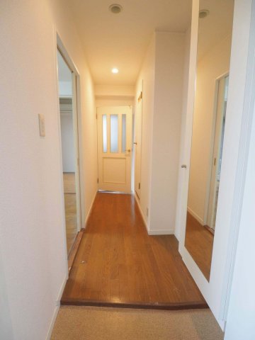 玄関　シャルムヒルズ南森町