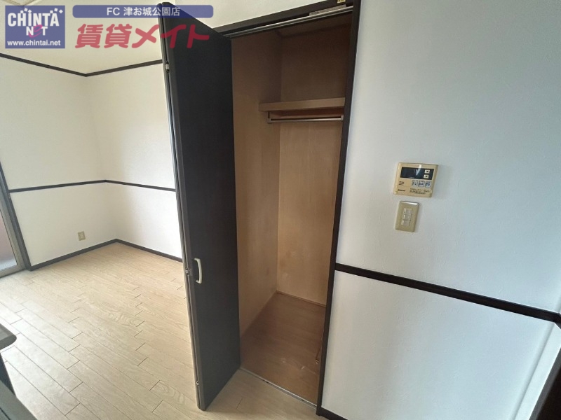 収納　同じ物件、別部屋の写真です