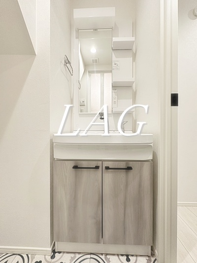 洗面設備　洗面台です。