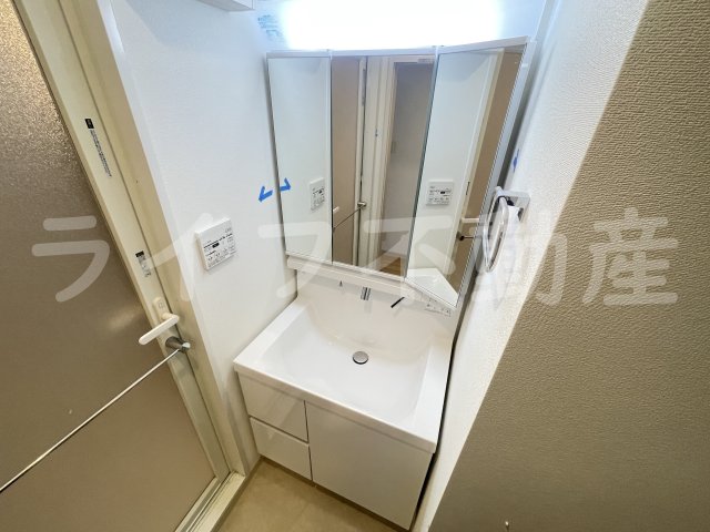 洗面設備　洗面所です