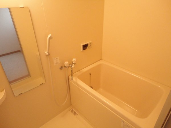 バス・シャワールーム　お風呂はのんびり入りたいですよネ。