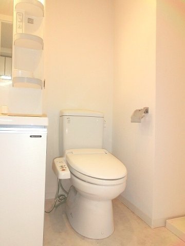 トイレ　別号室参考写真