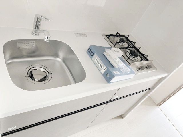 キッチン　※写真は同タイプの別室のものです。