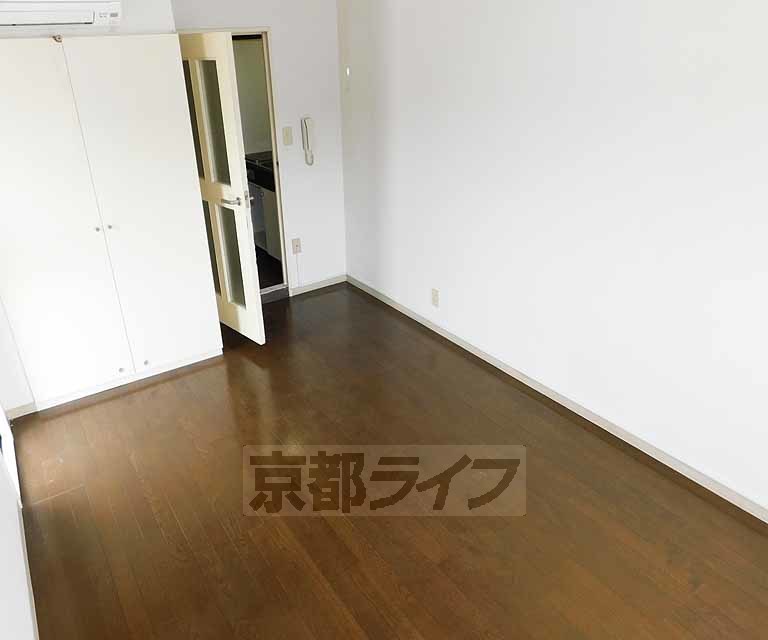 居室・リビング　広めなお部屋です。