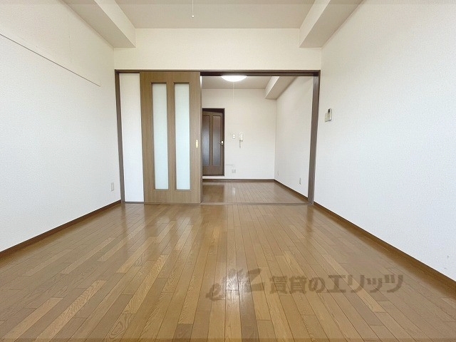 居室・リビング　洋室