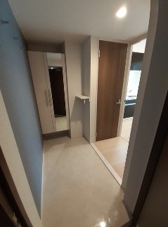 玄関　完成パース