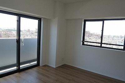 居室・リビング　☆明るい洋室☆