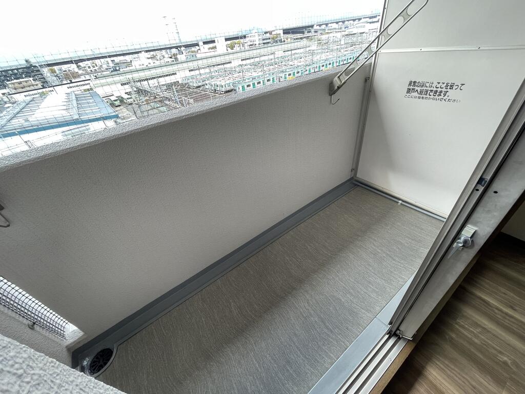 バルコニー　バルコニー