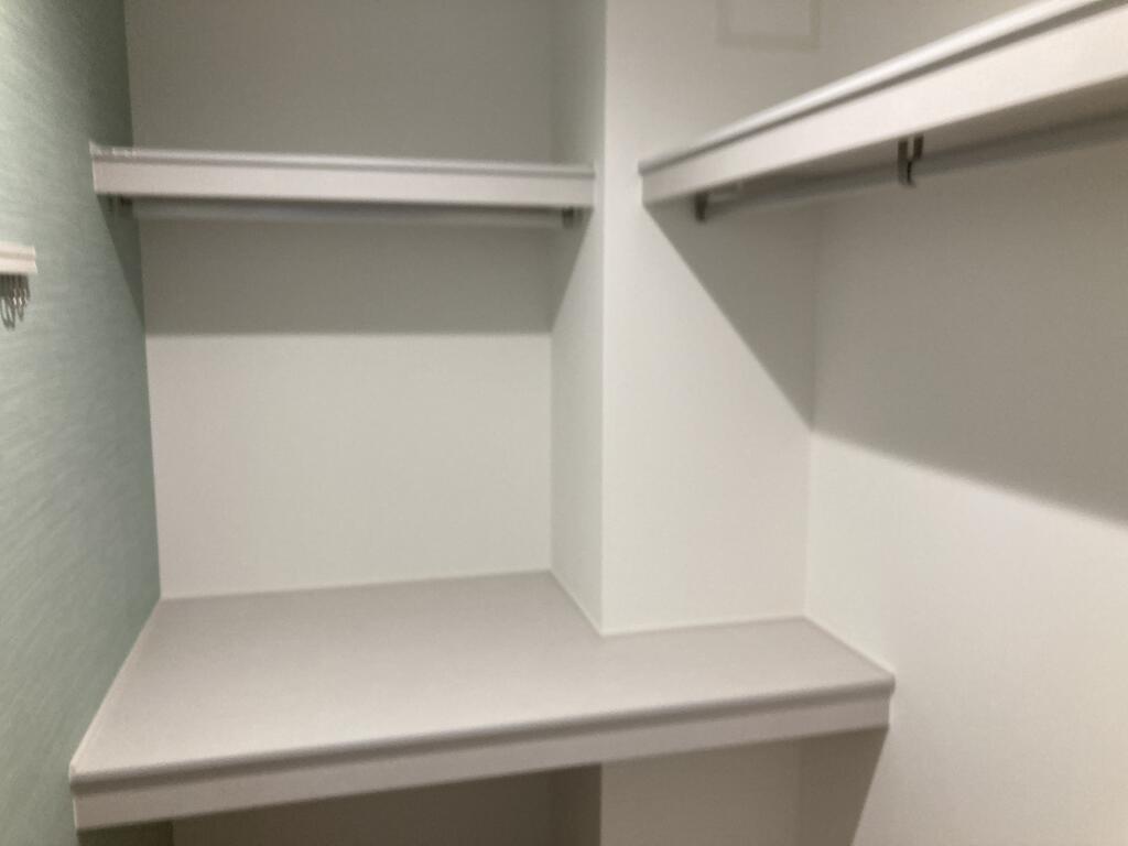 収納　ウォークインクローゼット