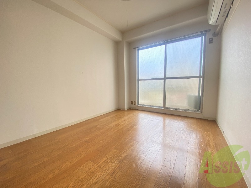 居室・リビング　クロスも張替えとっても綺麗です。