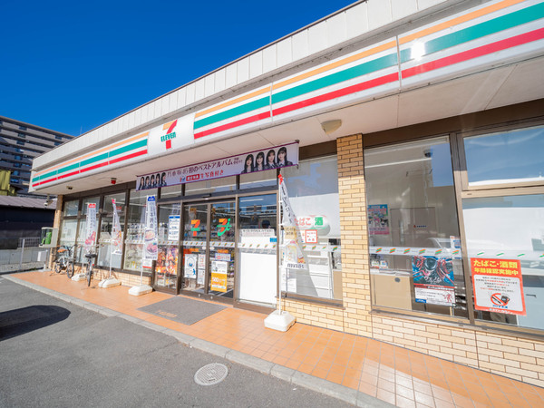 コンビニ　セブンイレブン宇都宮小幡店（コンビニ）まで404m