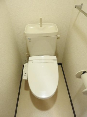 トイレ　トイレもきれいです