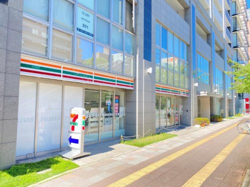 コンビニ　セブンイレブン 名古屋桜通泉1丁目店（コンビニ）まで220m