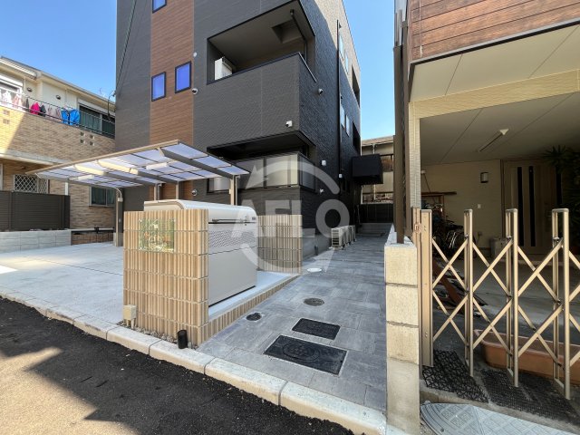 エントランス　フォルモント　エントランス