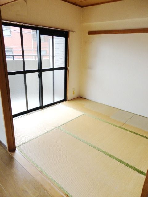 眺望　★和室６帖のお部屋です★