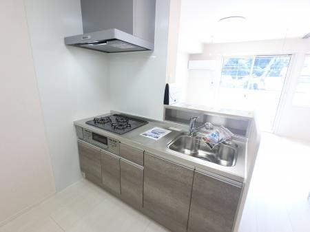 キッチン　カウンタータイプのシステムキッチン◎