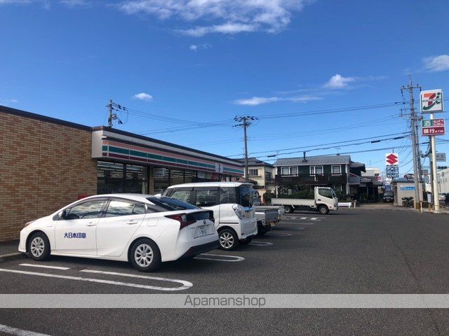 コンビニ　セブンイレブン（コンビニ）まで2735m