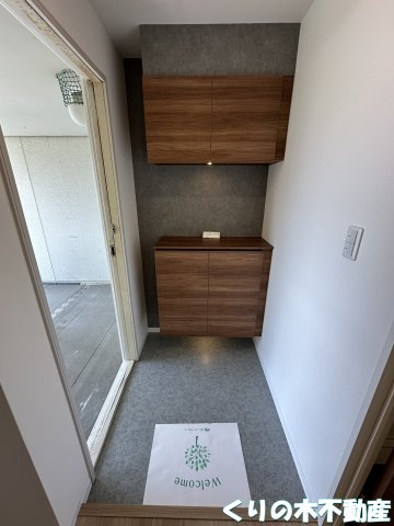 玄関　落ち着いた玄関です