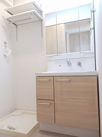 洗面設備　脱衣スペースもあります