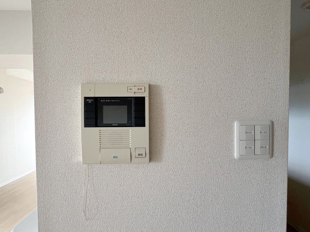 セキュリティ　モ二ターホン