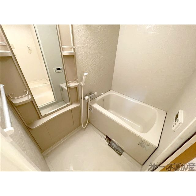 バス・シャワールーム　バス