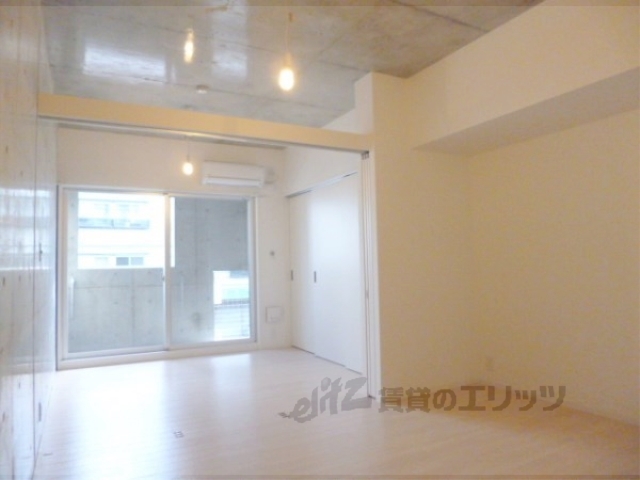 居室・リビング　居室