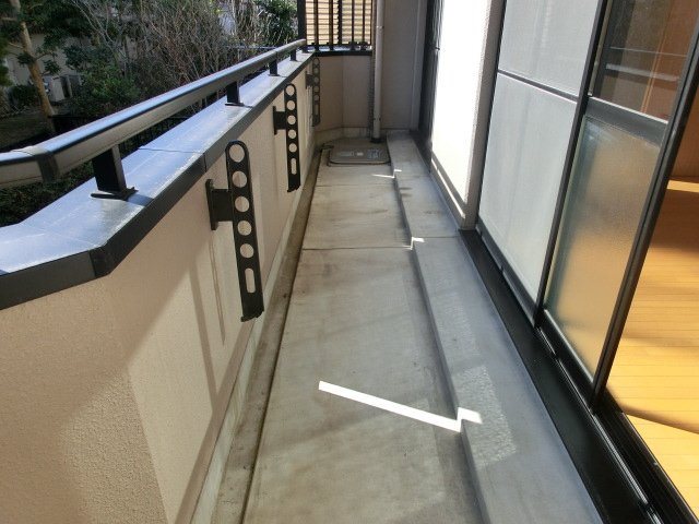 バルコニー　イメージ