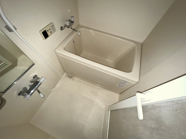 バス・シャワールーム　日々の疲れを癒すお風呂付です