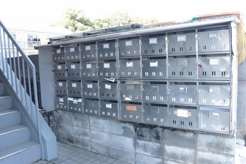 建物外観　集合郵便受け